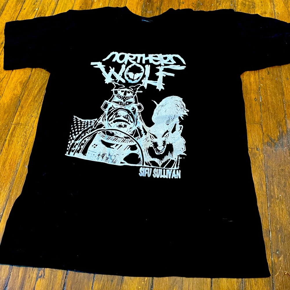 Northern Wolf  … Tee shirt